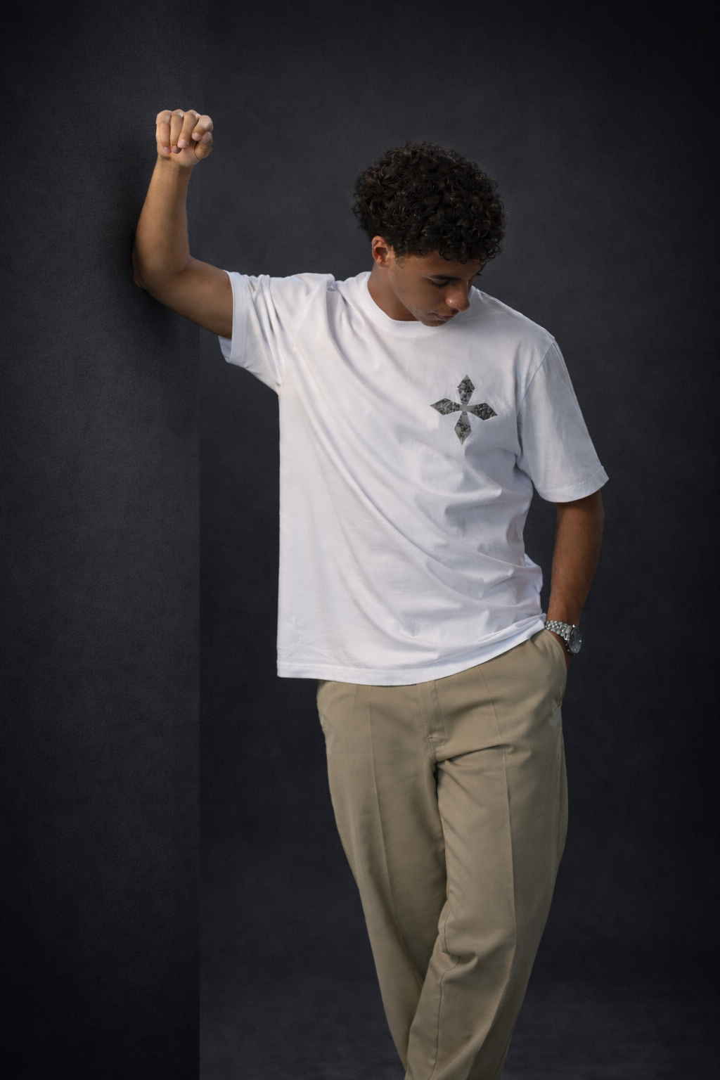 THE SMALL B&W TILE [TSH6WH]